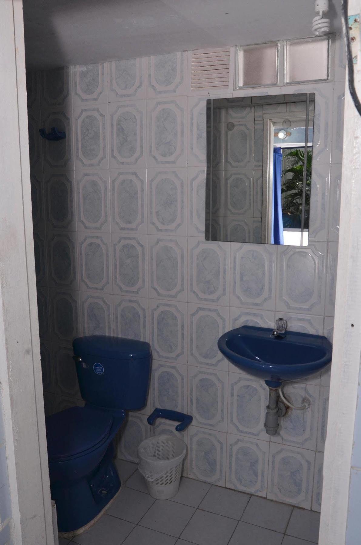 Hotel Vargas Airport Kartagena Zewnętrze zdjęcie