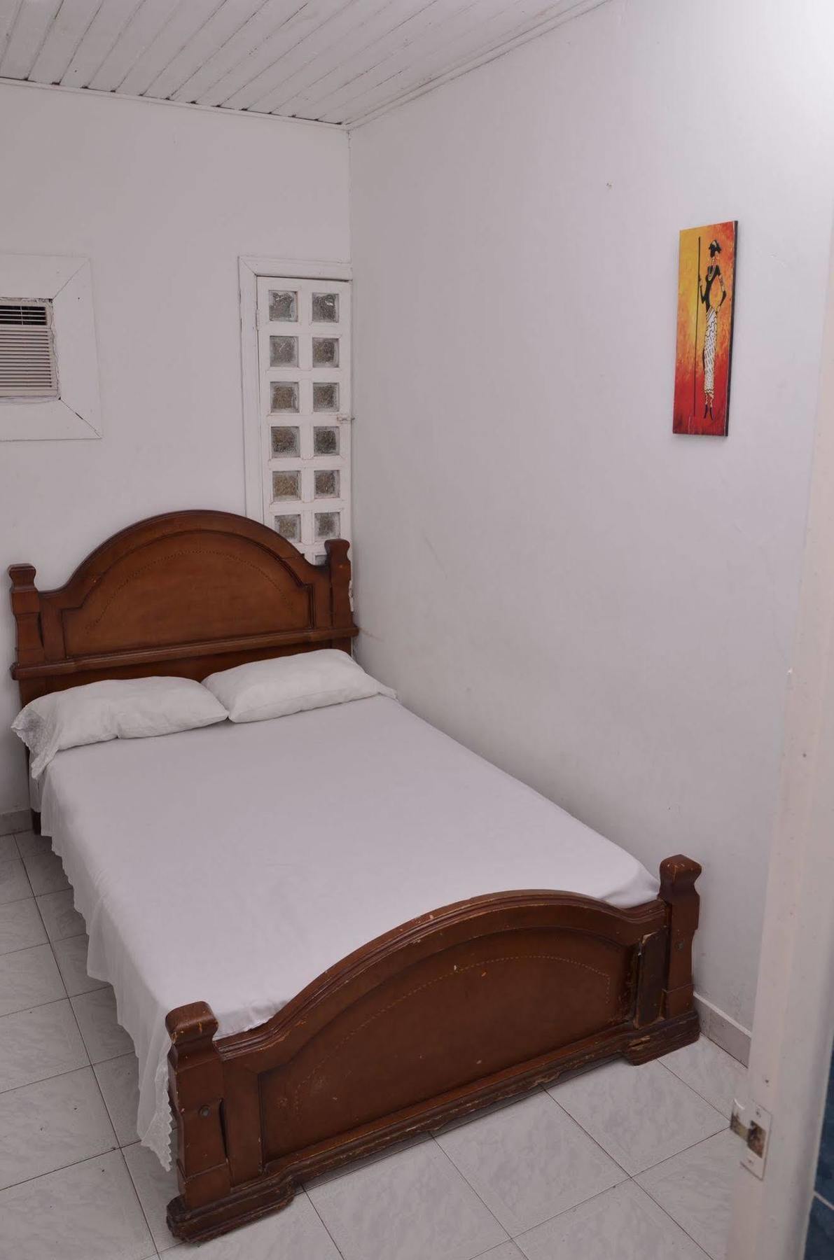 Hotel Vargas Airport Kartagena Zewnętrze zdjęcie